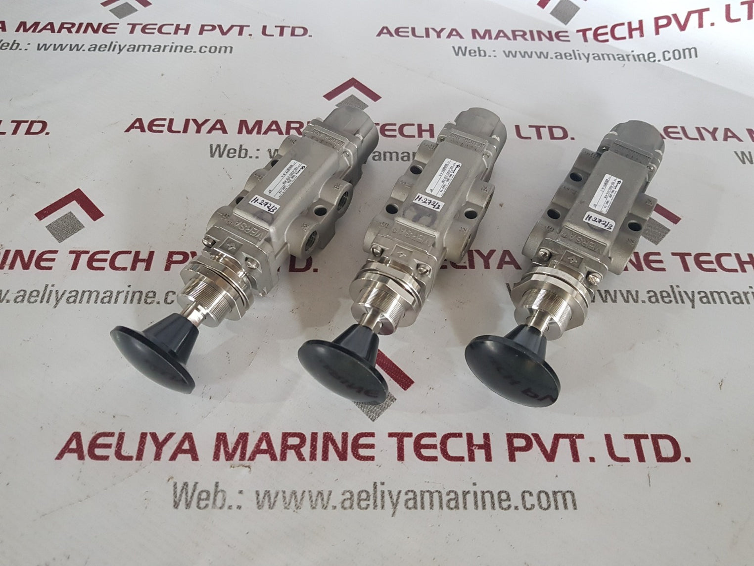 Versa vzi-4302-316-43e pneumatic directional valve