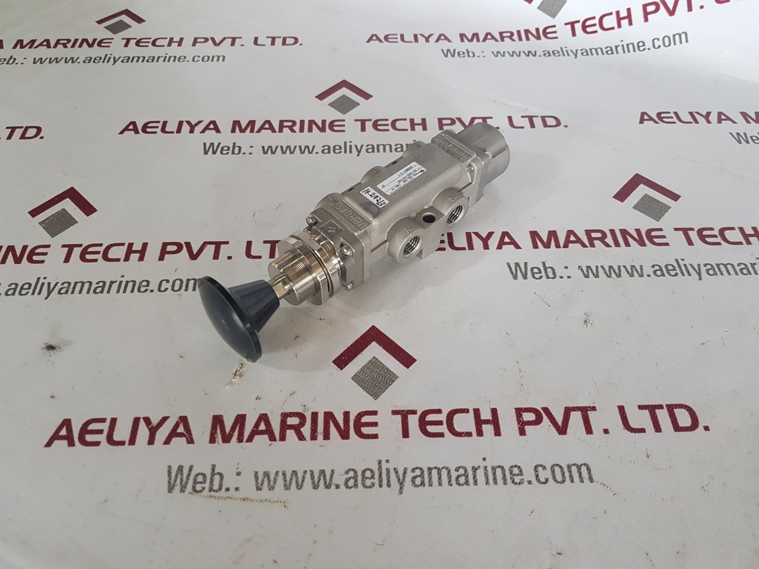 Versa vzi-4302-316-43e pneumatic directional valve