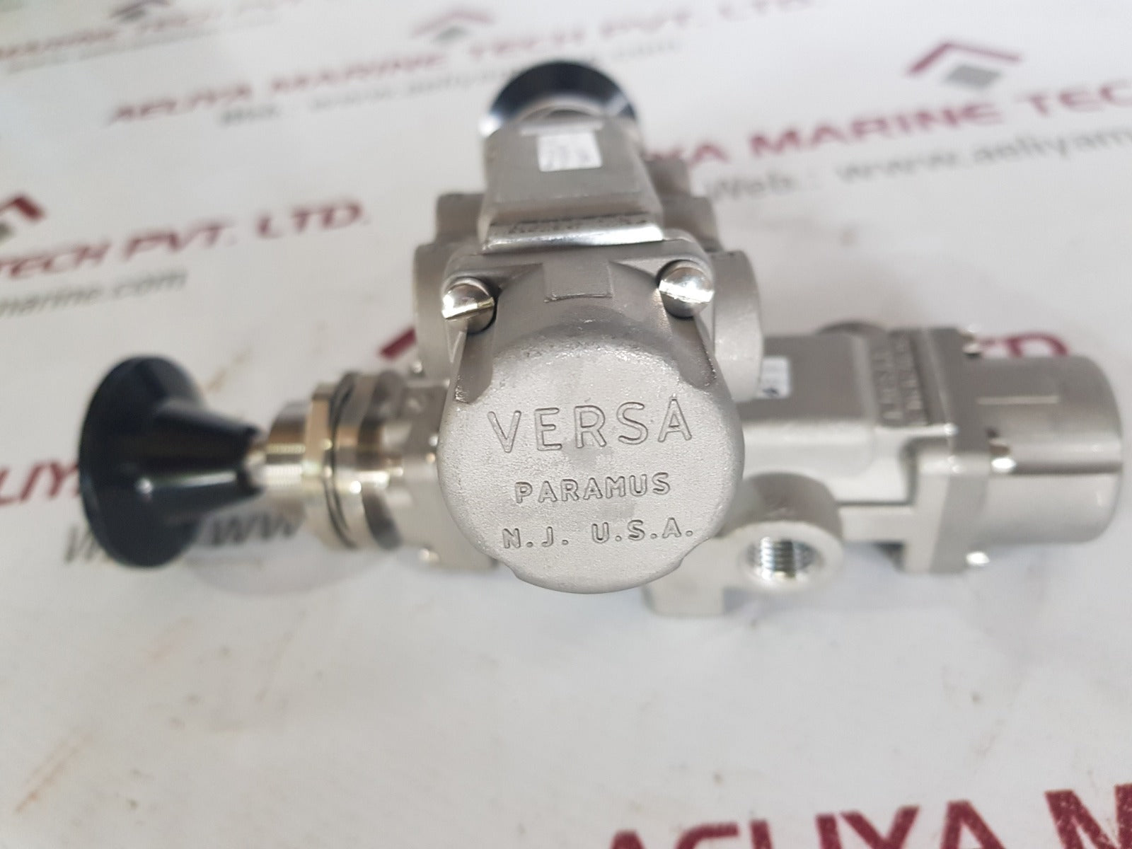 Versa vzi-4302-316-43e pneumatic directional valve