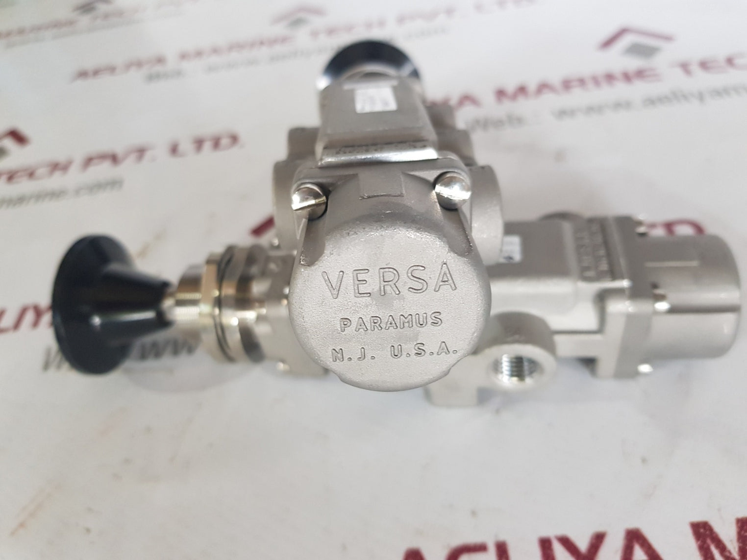 Versa vzi-4302-316-43e pneumatic directional valve