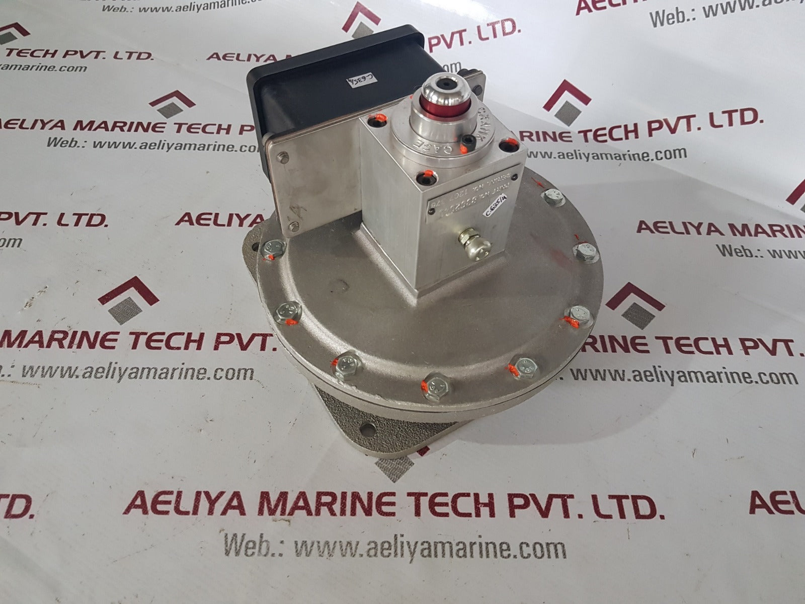 Engine systems 8362040 crankcase pressure detector