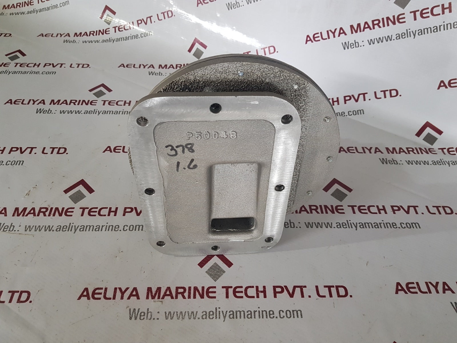 Engine systems 8362040 crankcase pressure detector