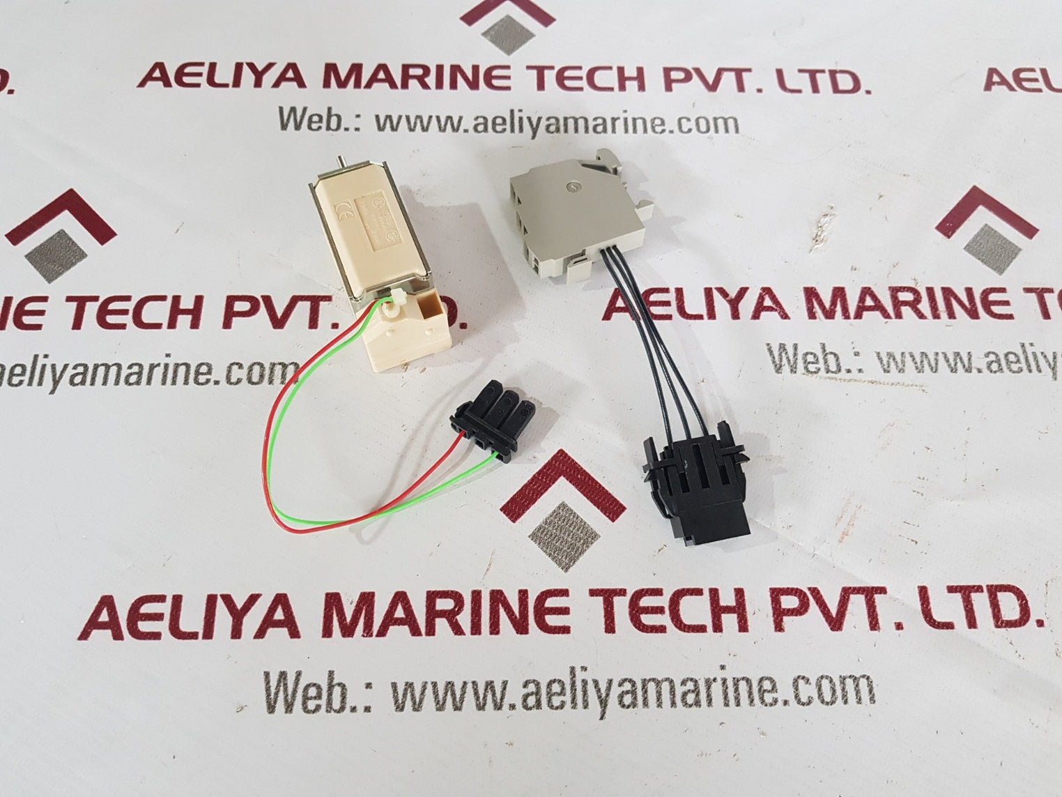 Merlin gerin 33671 circuit breaker