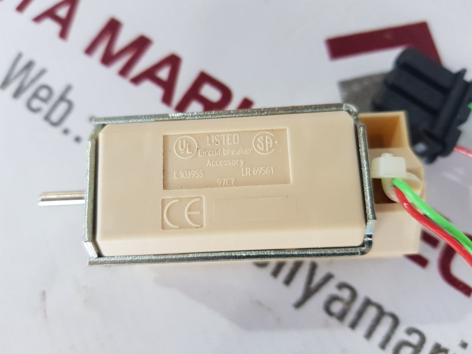 Merlin gerin 33671 circuit breaker