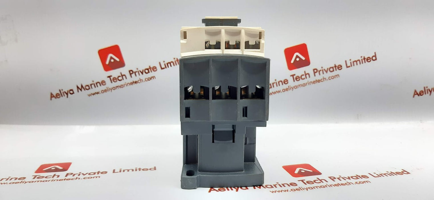 TELEMECANIQUE LC1D25 CONTACTOR 