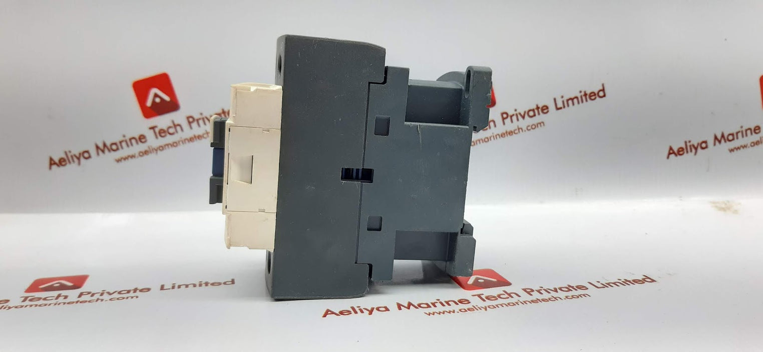 TELEMECANIQUE LC1D25 CONTACTOR 
