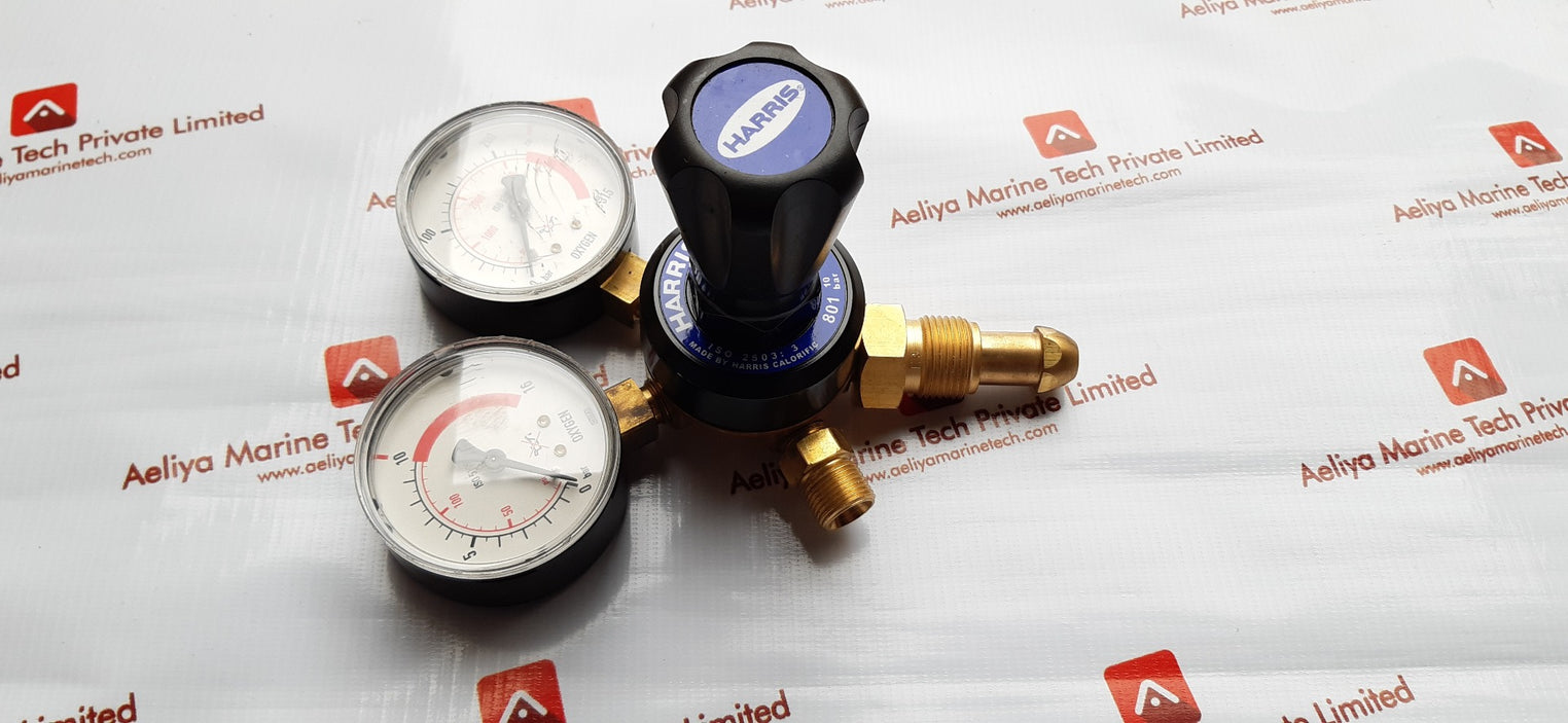 Harris 801 oxygen regulator- dual gauges