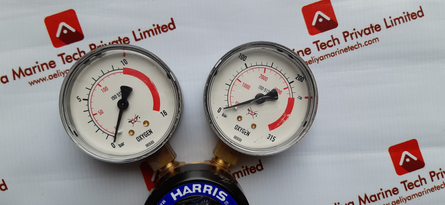 Harris 801 oxygen regulator- dual gauges