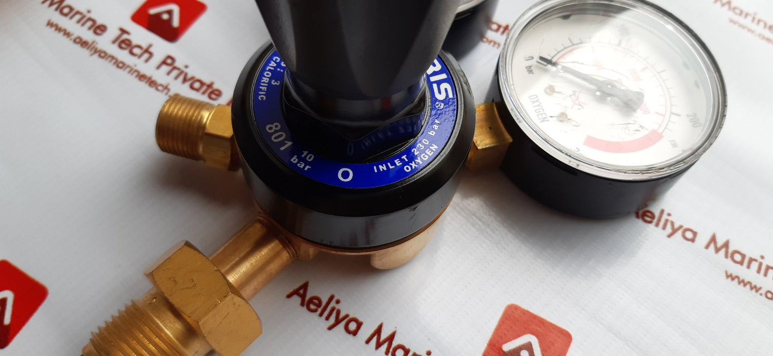 Harris 801 oxygen regulator- dual gauges