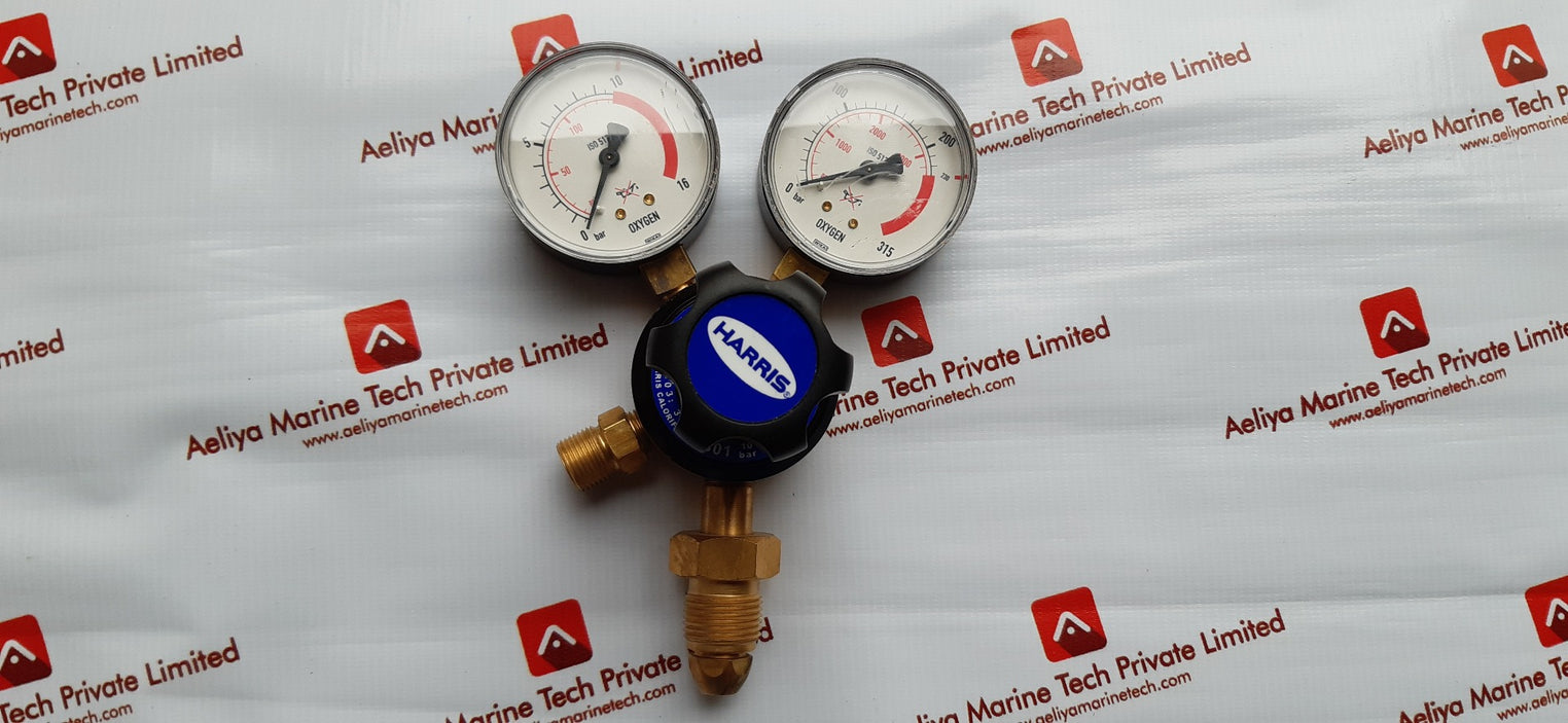 Harris 801 oxygen regulator- dual gauges