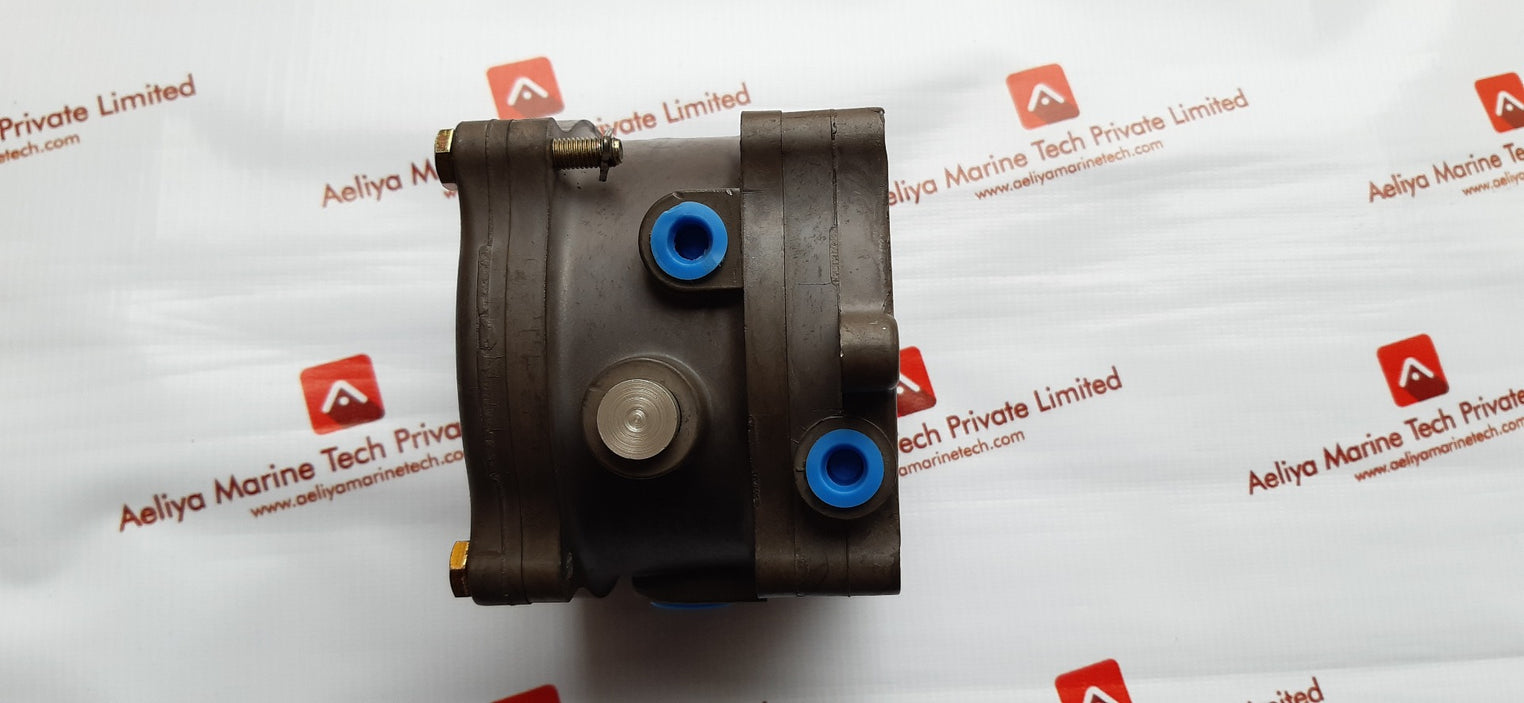 Dwyer 1950-0-2f explosion-proof pressure switch