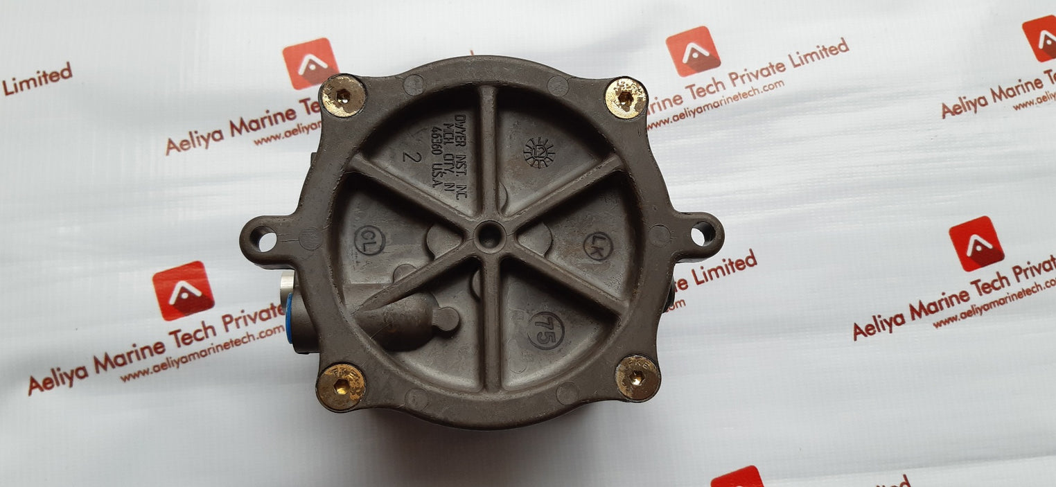 Dwyer 1950-0-2f explosion-proof pressure switch