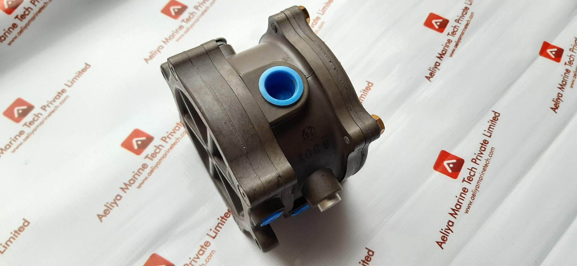 Dwyer 1950-0-2f explosion-proof pressure switch