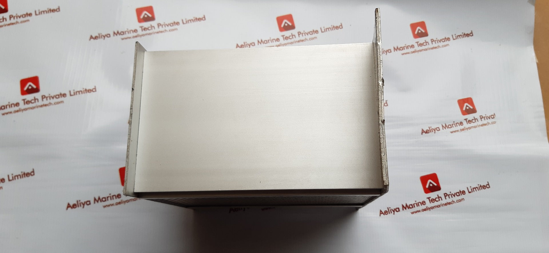Hradil converter +24 volt/15 volt 5 amp dc/dc 660036014:liebherr
