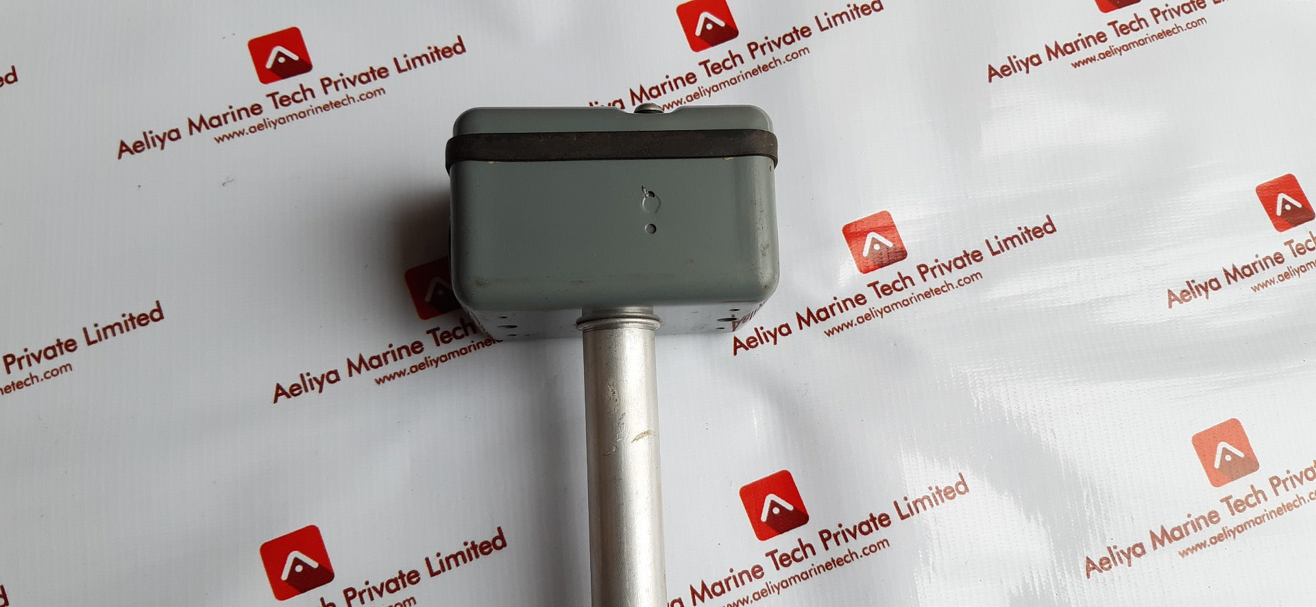 Johnson controls a91gaa.1 conduit box duct sensor