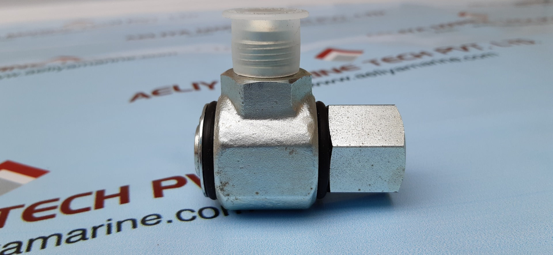 Parker s2203-8-8 swivel