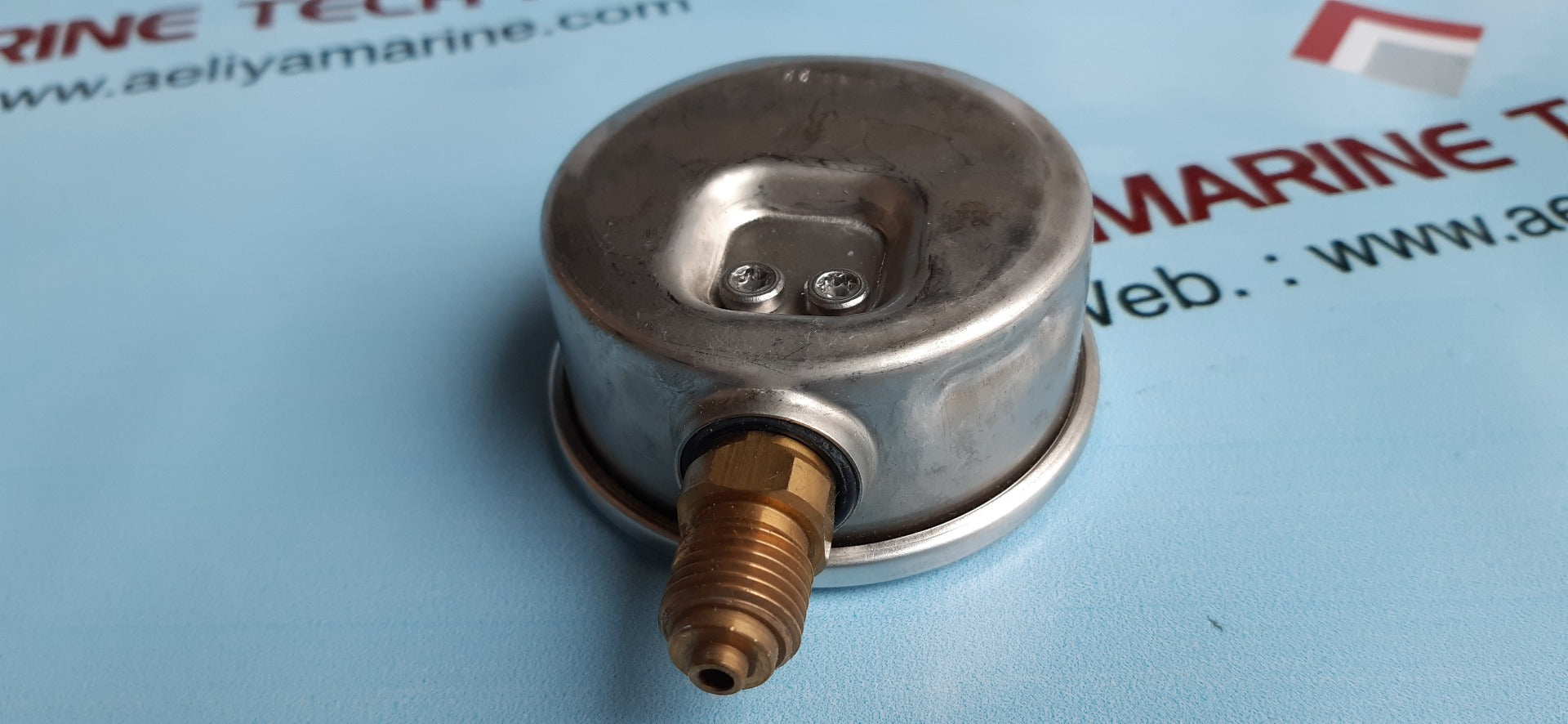 Wika 213.53.63 pressure gauge 4kg/cm2 & psi
