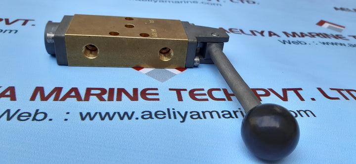 Brass valve 4 way 3 position hand ball control valve
