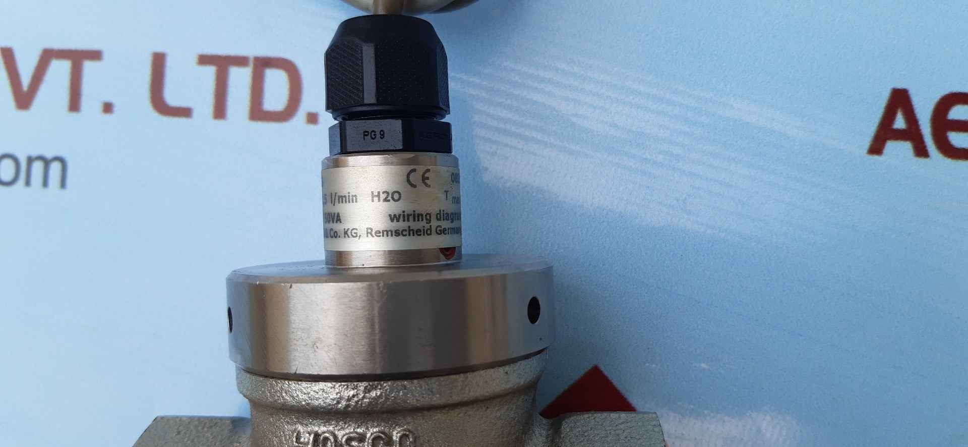 Honsberg Ff-025Gr0155 Piston Flow Switch On 1.7 Lpm Off 1.5 Lpm