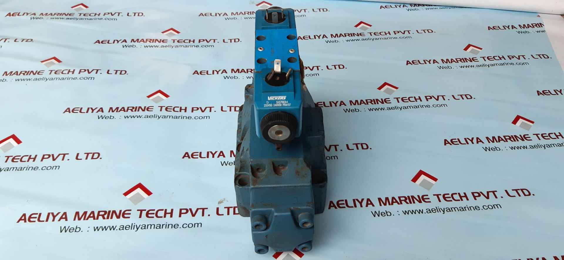 Eaton vickers dg4v 3 6c m u d6 60 solenoid valves dg5s h8 0c 2 e m u d6 41