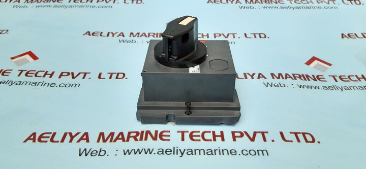 Circuit breaker accessory