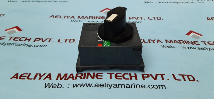 Circuit breaker accessory