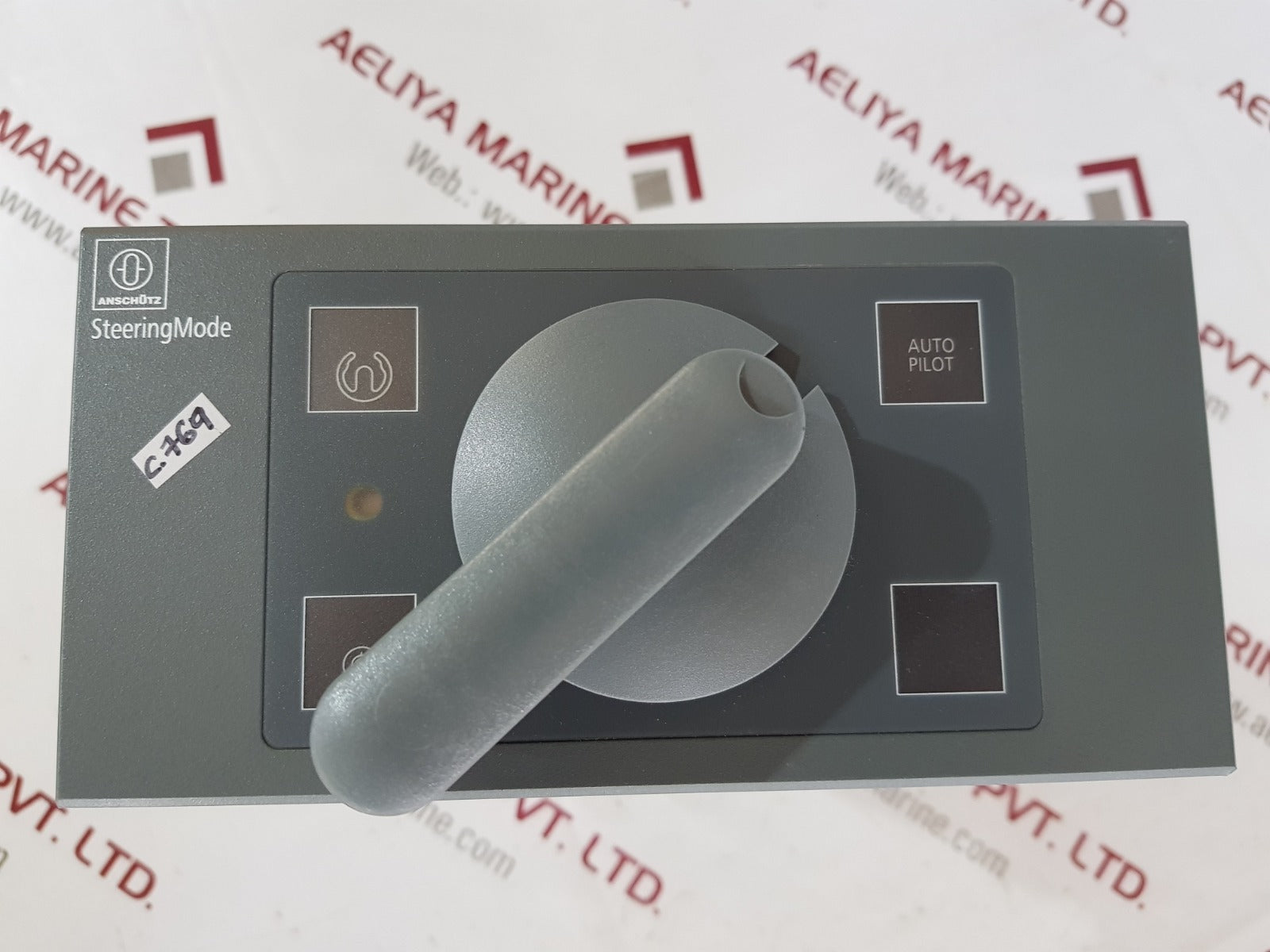 Raytheon anschutz change over switch 124-186.ng002