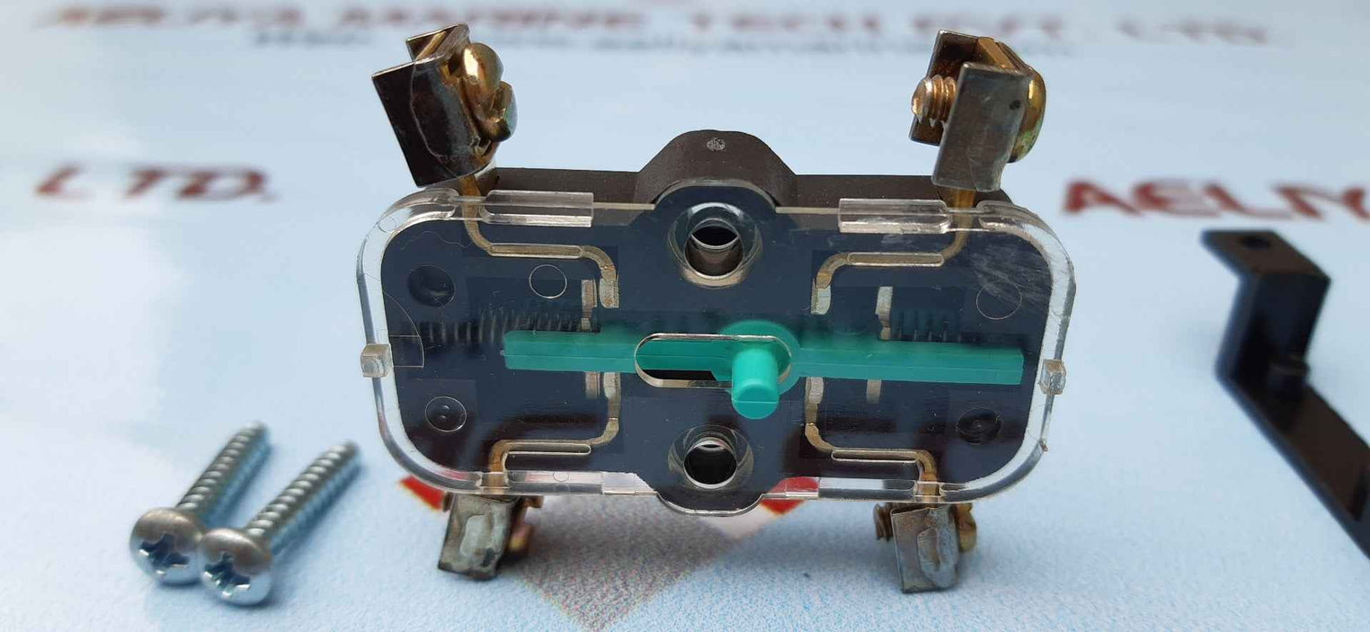 Joslyn clark 5m-065 auxiliary contact