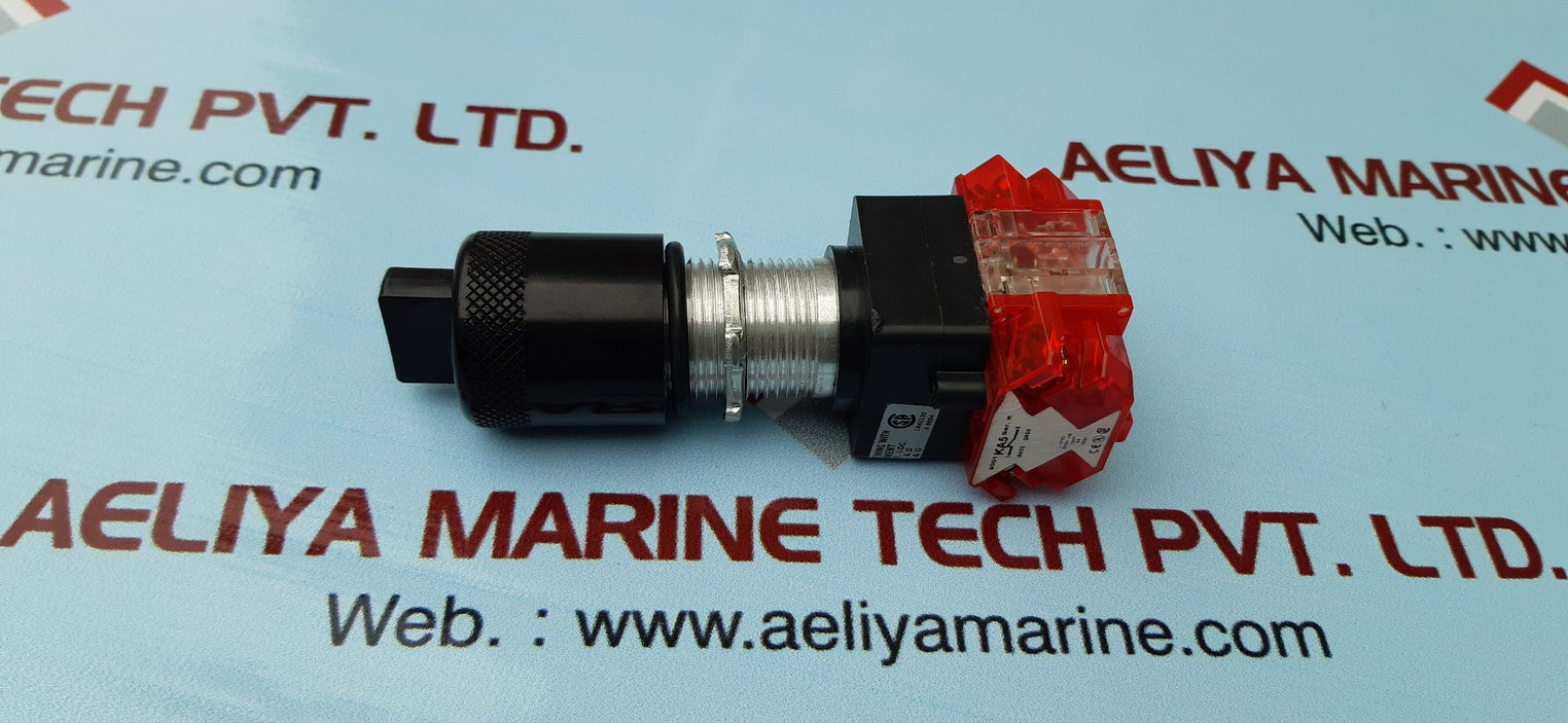 Enclosures & controls cad2800832dt2 hoa selector switch