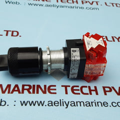 Enclosures & controls cad2800832dt2 hoa selector switch
