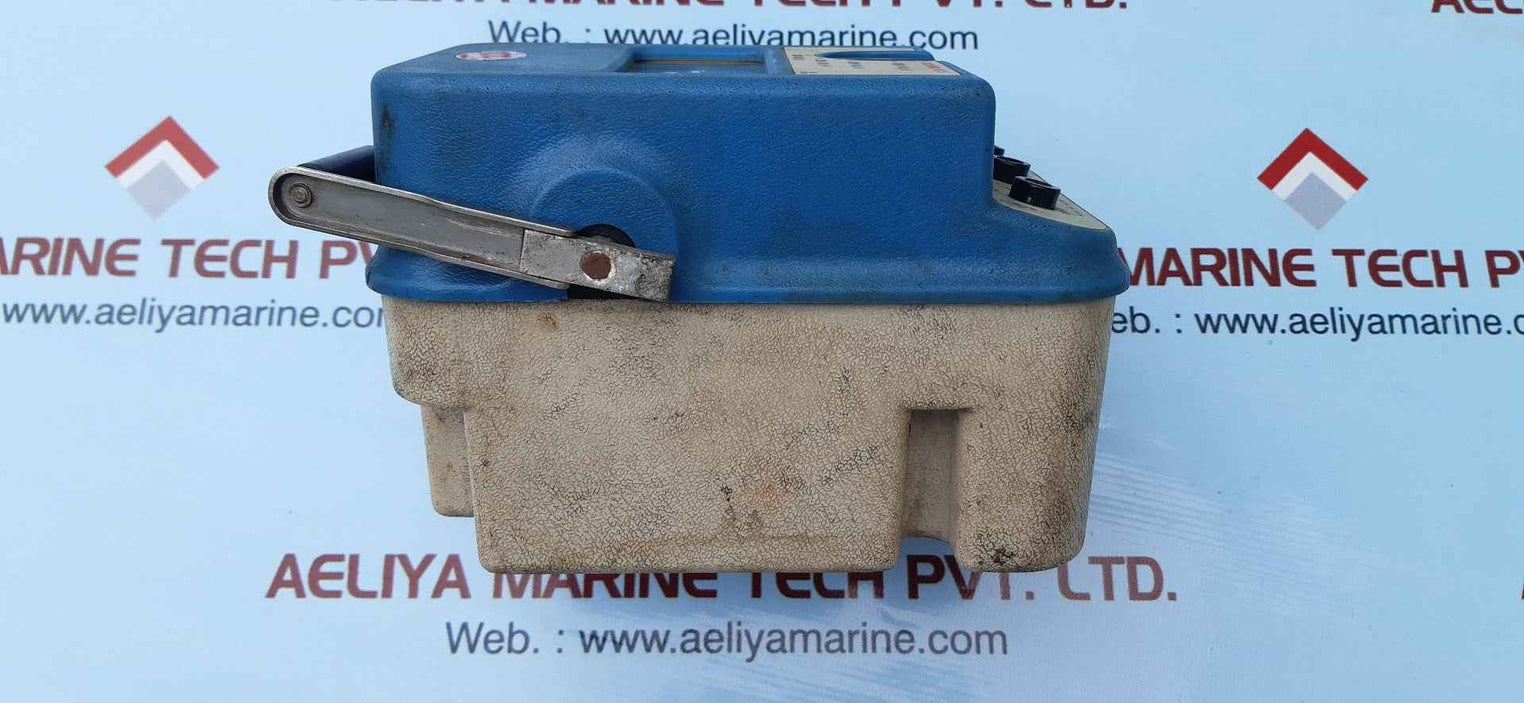 Biddle megger 210159 hand crank insulation tester