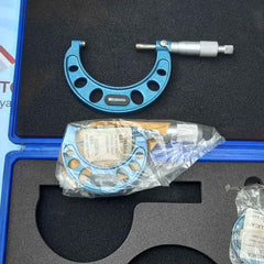 Westward outside vernier micrometer