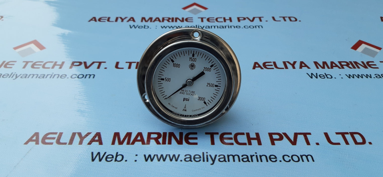 Mc daniel tube and socket 316ss pressure gauge 0-3000 psi
