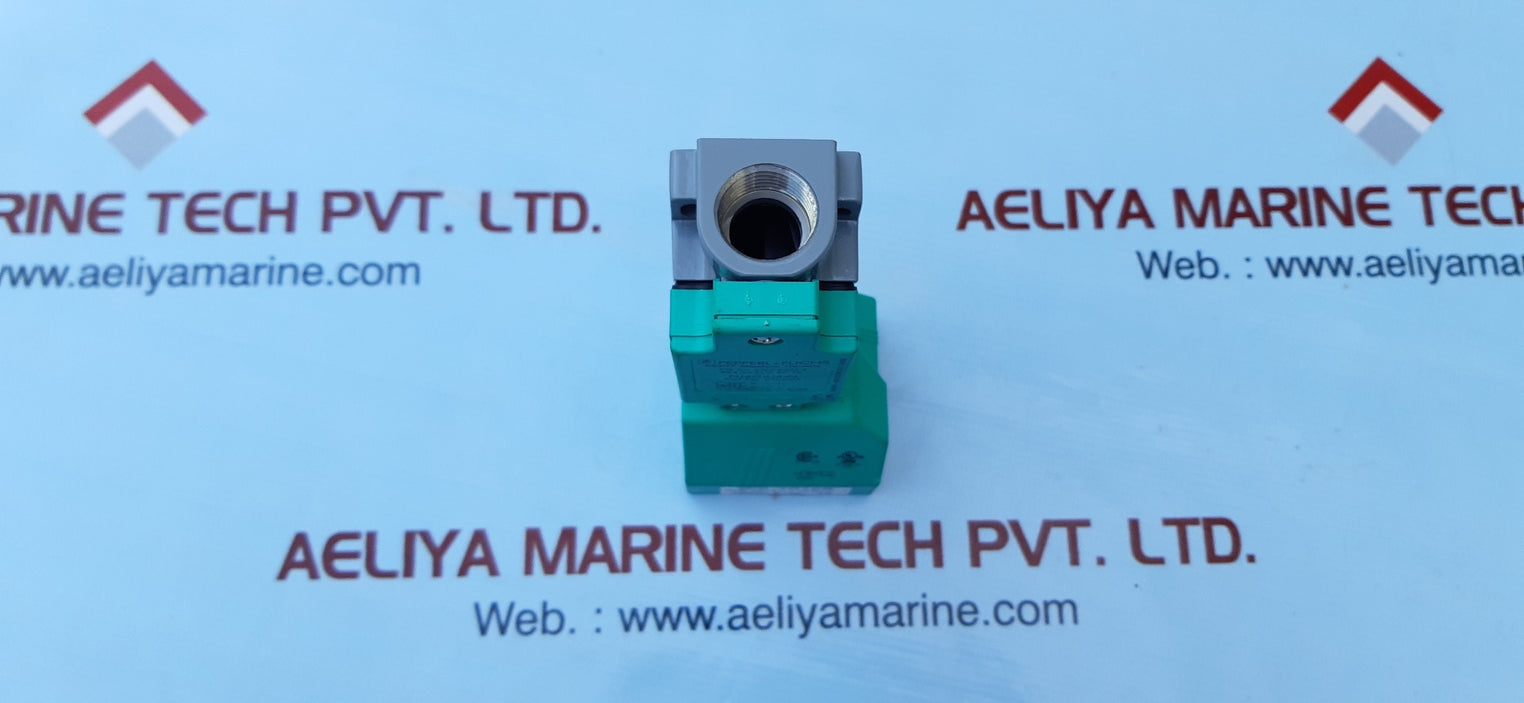 Pepperl+fuchs nj40+u4+n proximity sensor switch 106693