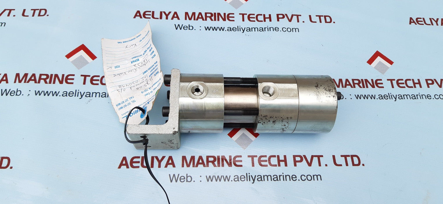 Integrated hydraulics 1t162w6s pressure intensifier