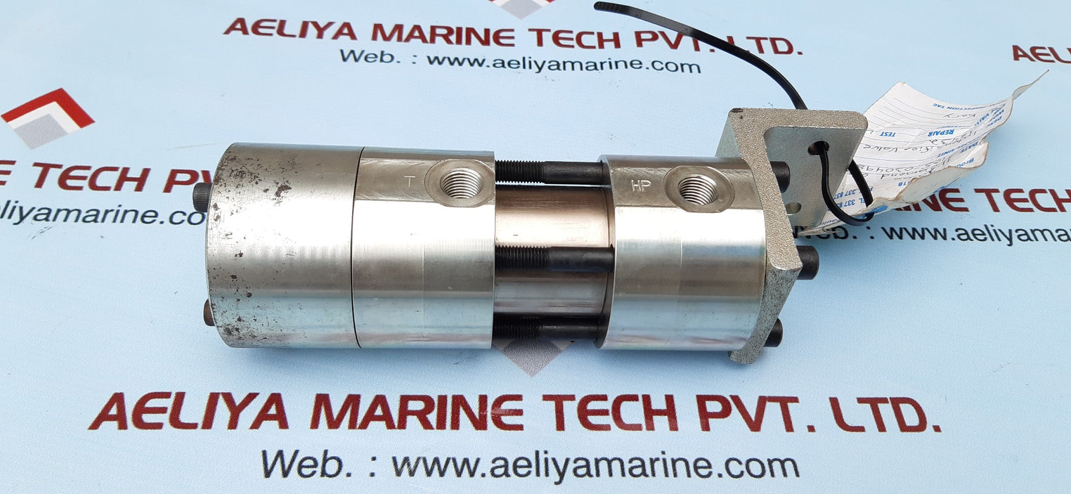 Integrated hydraulics 1t162w6s pressure intensifier