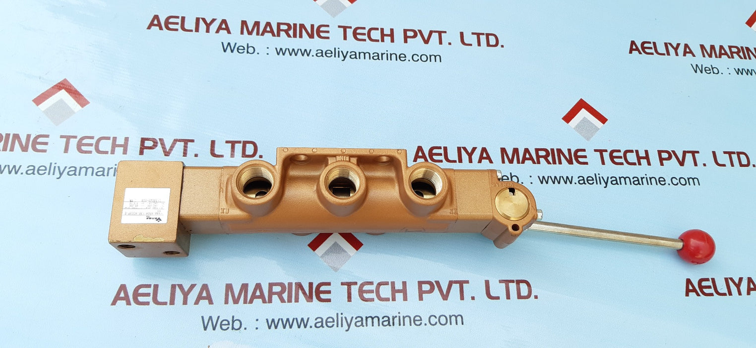 Versa vaa-4504-135-4003p-eh6 pneumatic directional valve