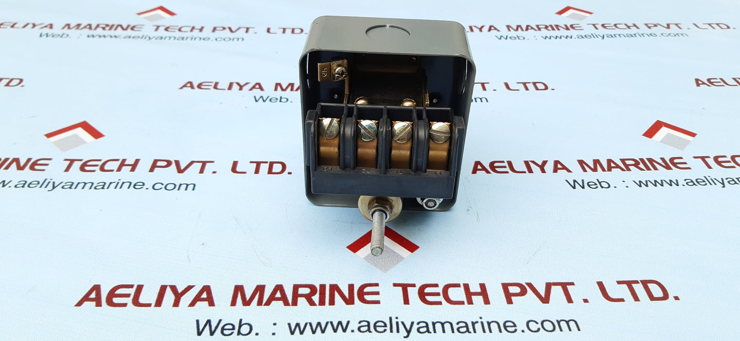 Square D 9013ghg1s8j54 pressure switch