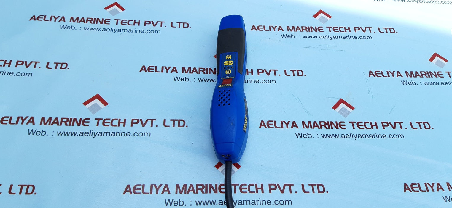 Yellow jacket accuprobe uv leak detector