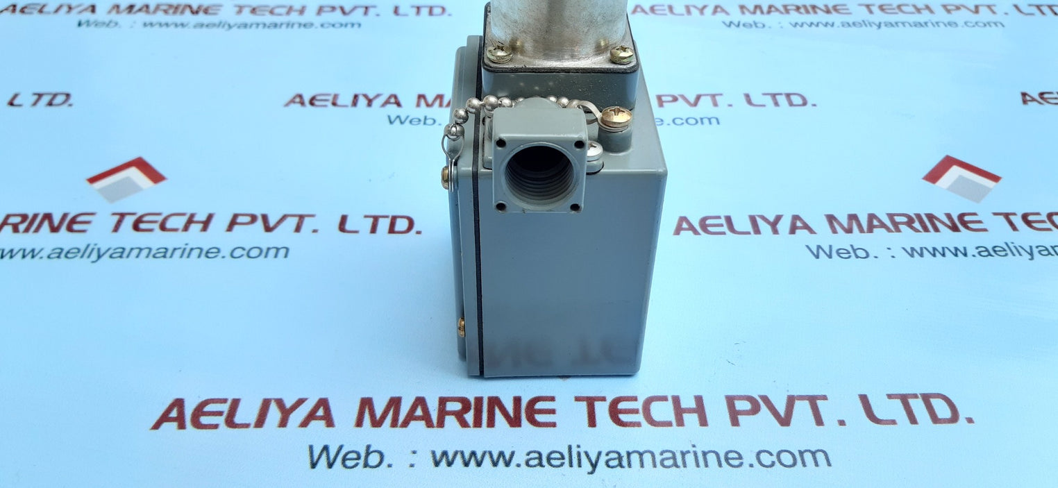 Square d class 9025 gzw2-s107 pressure switch ser. c