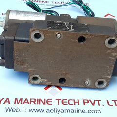 Eaton double a qf-8-c-10b1-t-j-v directional control valve