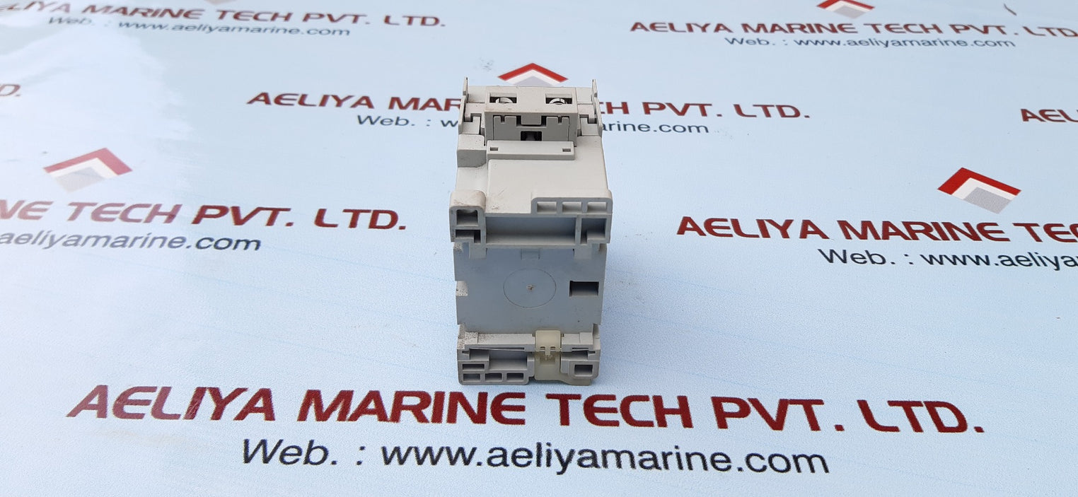 Allen-bradley 700-cf220d control relay series a 700-cf220