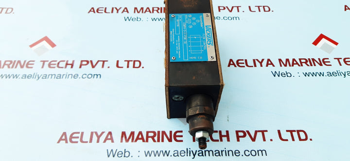 Eaton vickers dgmfn-5-x-p2w-30 system stak hydraulic flow control valve
