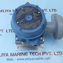 Ue j120-15640 pressure switch