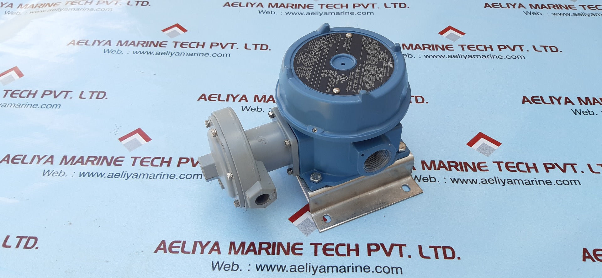 Ue j120-15640 pressure switch