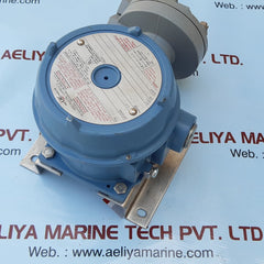 Ue j120k-15641 explosion proof differential pressure switch