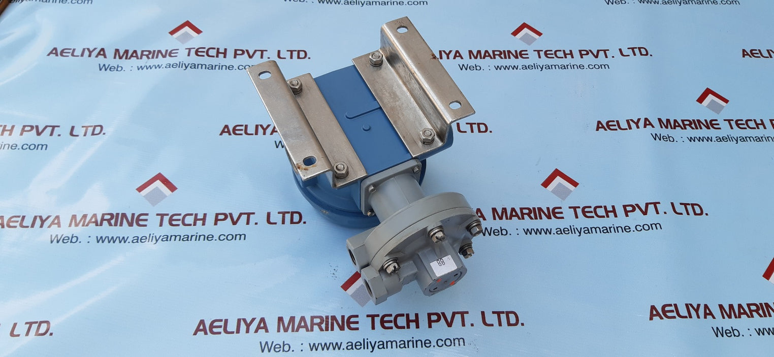 Ue j120k-15641 explosion proof differential pressure switch