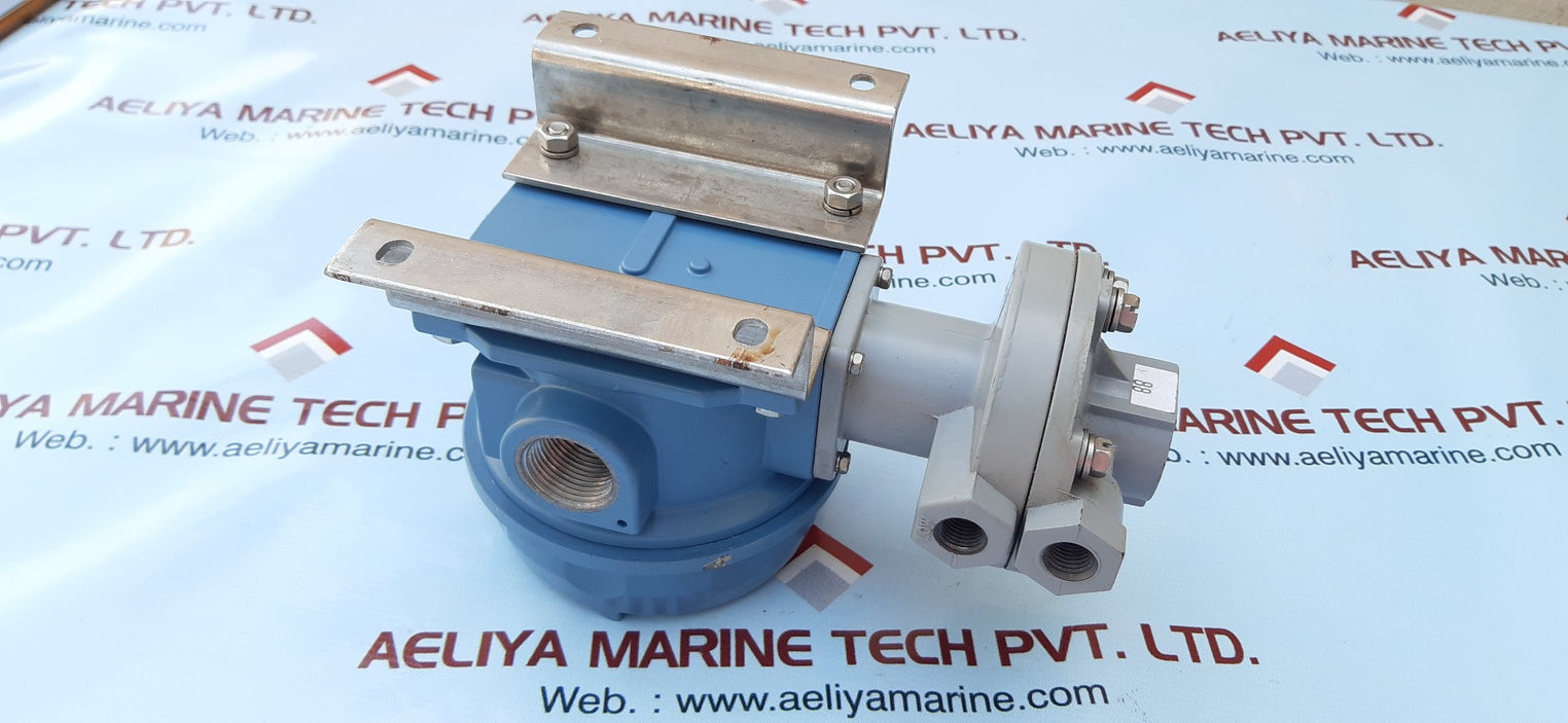 Ue j120k-15641 explosion proof differential pressure switch