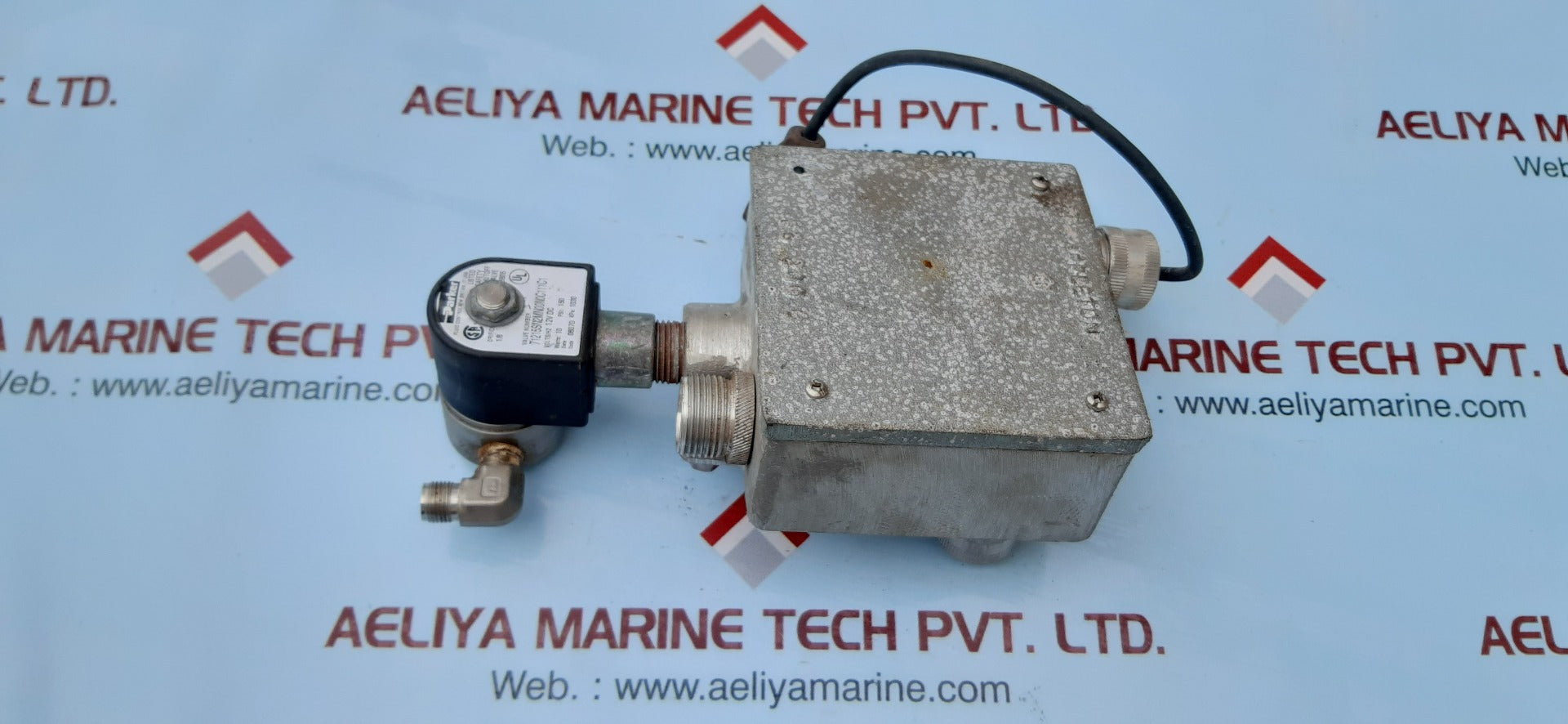 Parker 71215sn2mn00n0c111c1 solenoid valve kit 10w 150psi