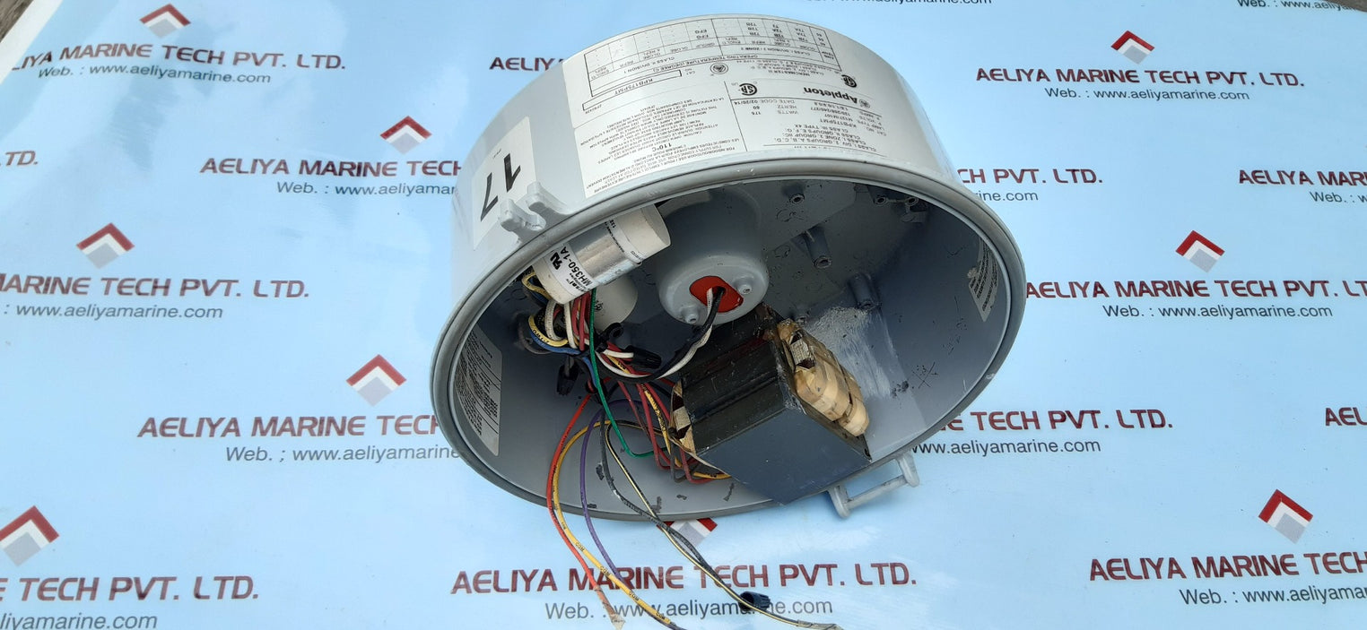 Appleton mercmaster III kpb175pmt 175w ballast body light